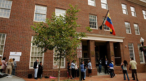 Gobierno de EEUU ordena expulsión de dos diplomáticos venezolanos Gobierno de EEUU ordena expulsión de dos diplomáticos venezolanos